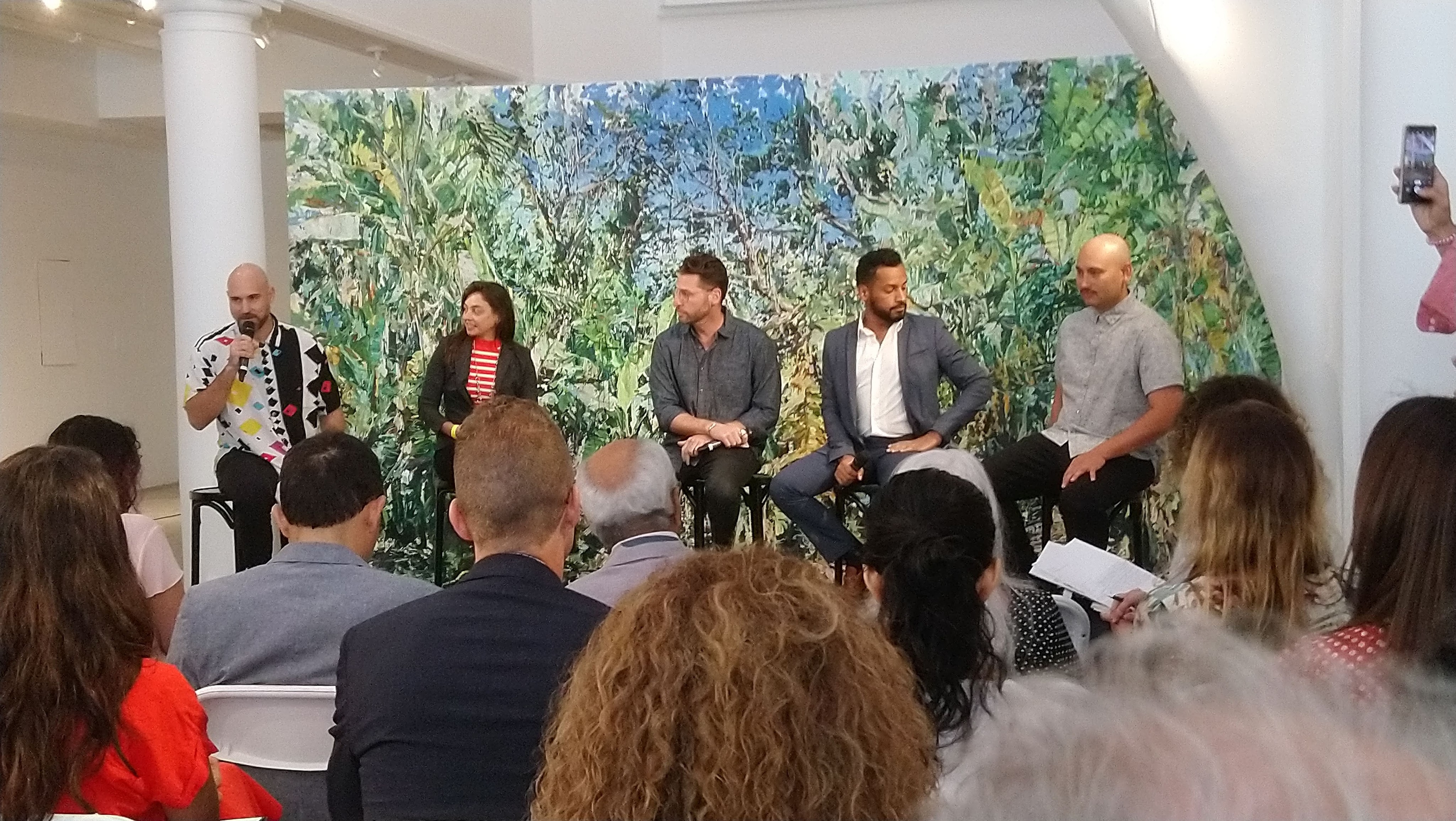 panel3_futuristic_smarter_cities-1